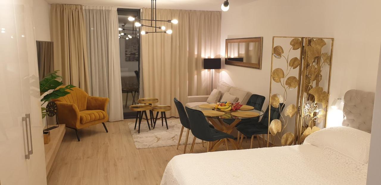 Golden Studio - Private Parking Dubrovnik Exterior photo